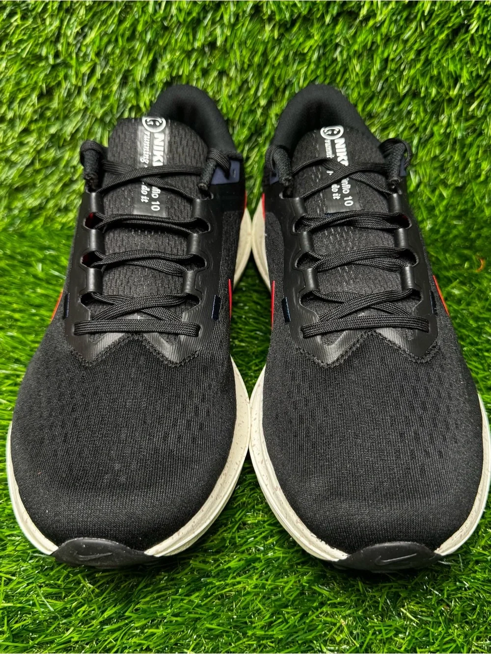 Size 11 - Mens Nike Air Winflo 10 Black White Running Shoes - DV4022-002